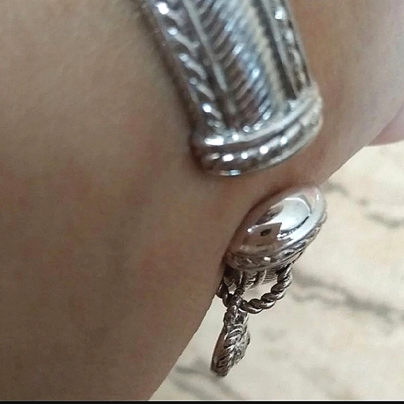 J Ripka Hinged SSilver Prasiolite Citrine Bracelet - Picture 5 of 7